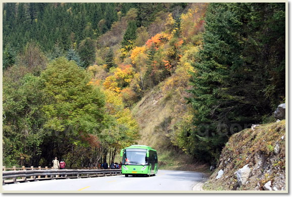 Jiuzhaigou Trip